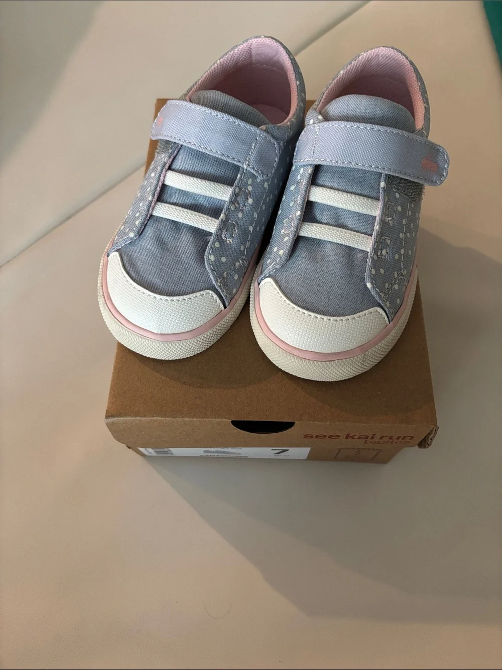 See Kai Run Toddler Alex light blue shoes Size 7 New in Box - Picture 6 of 8